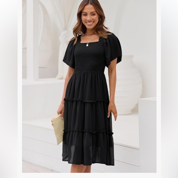 Chic Black Tiered Maxi Dress - Picture 4 of 6